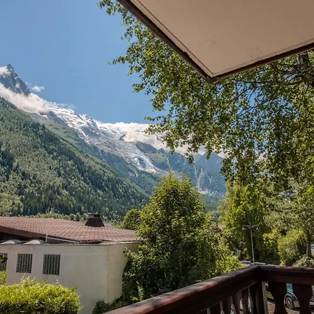 Grand Payot, Alpes Travel, Sleeps 2 To 4 Chamonix