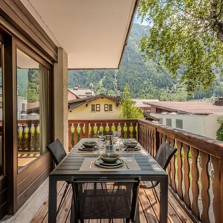 Grand Payot, Alpes Agency, Chamonix, Sleeps 2 To 4 Apartament