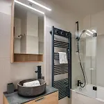 Grand Payot, Alpes Agency, Chamonix, Sleeps 2 To 4